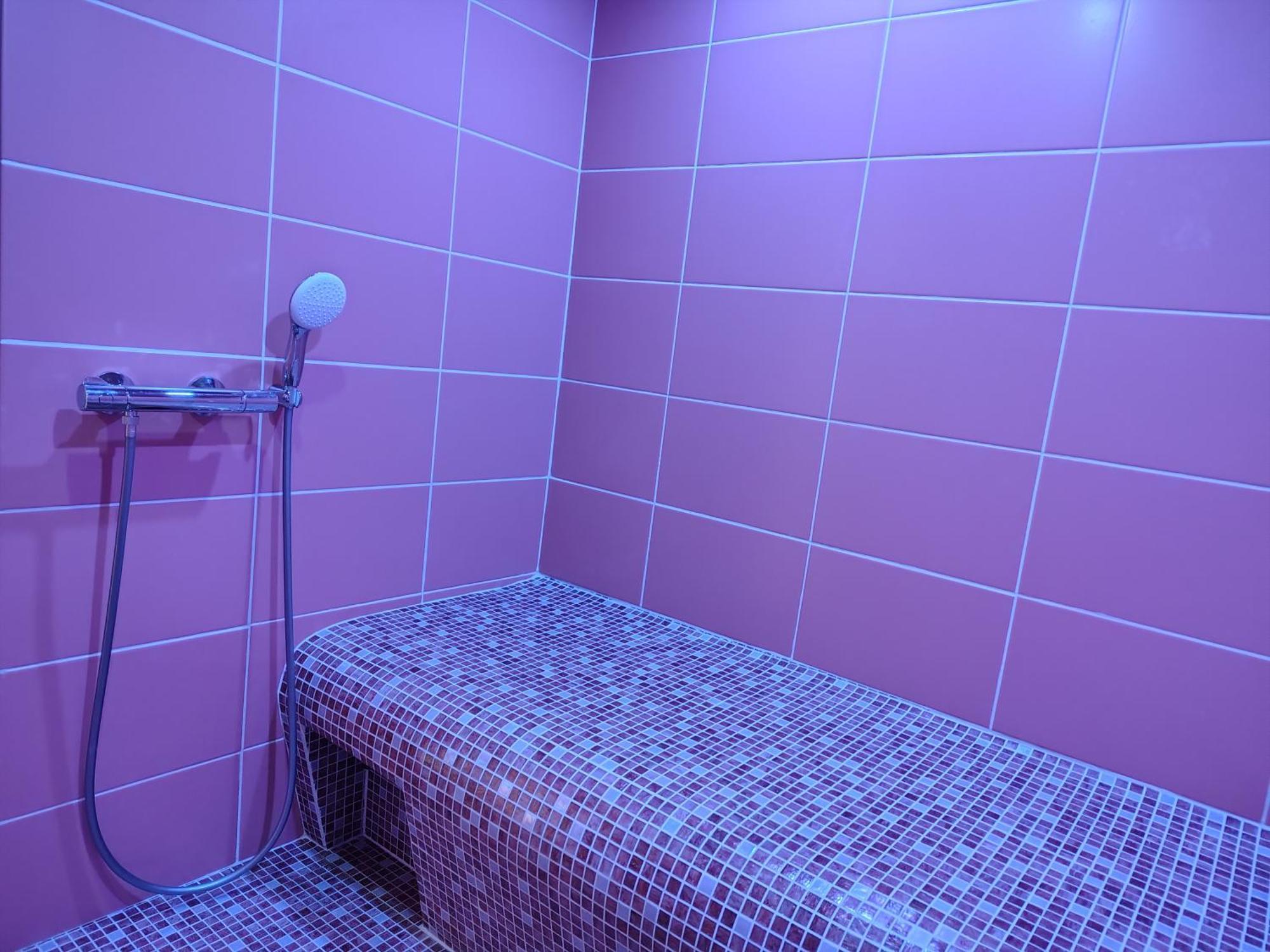 Le Spa Est Dans Le Pre Trigueres Exteriér fotografie